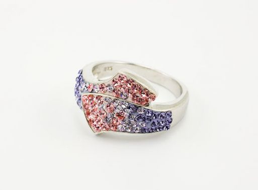 Серебряное кольцо с Кристаллами Swarovski 24381 купить в магазине Самоцветы мира