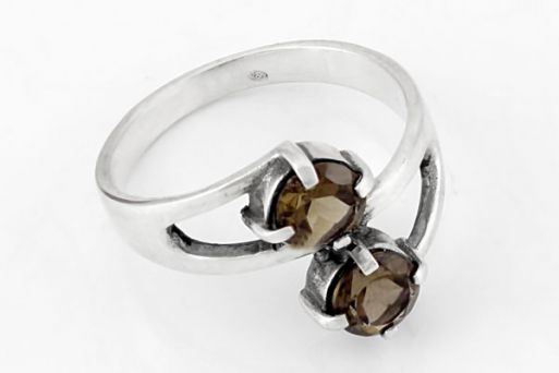Серебряное кольцо с раухтопазом 30867 купить в магазине Самоцветы мира